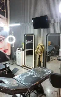 تجهیزات کامل آرایشگاه زنانه یکجا بفروش می رسد