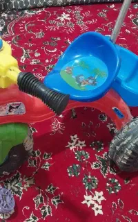 عروسک و تیر آهن و میلگرد