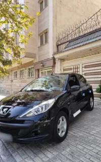 خودروی ۲۰۷ مشکی اتومات