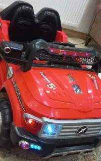 ماشین شارژی دو موتوره.