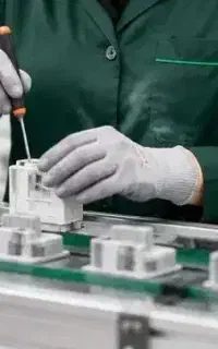 استخدام نیروی مونتاژ کار (خانم)