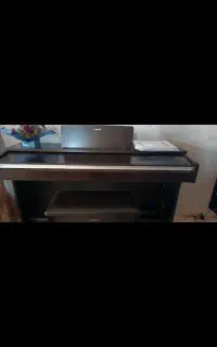 پیانو مدل ydp 142