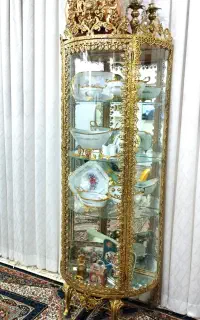 ست سه تیکه برنز. بوفه ساعت