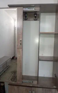 یک عدد جاکفشی کمدار