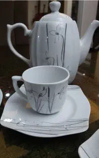 فنجان ونعلبکی چینی نونو