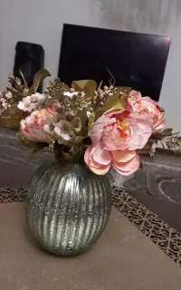گل وگلدان