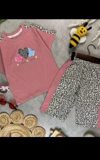 لباس بچگانه