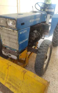 تراکتور داروانا ۲۰۰