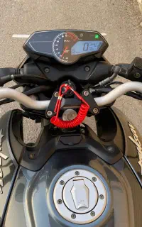 باجاج ns200