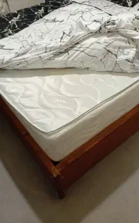 تخت دونفره