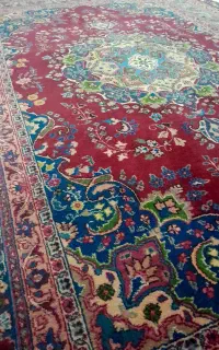 فرش دست بافت قدیمی و اصیل