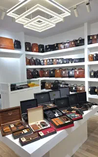 هدیه چرم اصل کادو تولد کیف کمربند دستی دوشی اداری