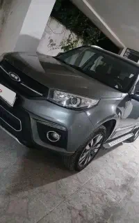 ام وی ام x33 اسپرت بدون رنگ و ضربه