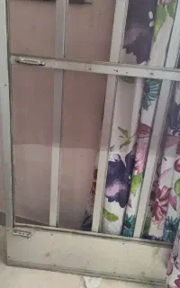 در فلزی توری