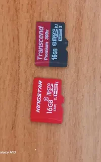 دو عدد مموری کارت ۱۶ گیگ در حد نو