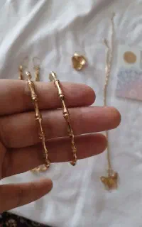 النگو و گوشوار ۳۰۰بالای تابلو