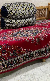 تخت چوبی