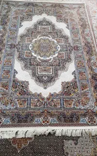 فرش ۴ متری ۷۰۰ شانه