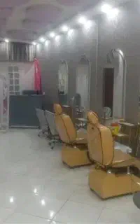 وسایل سالن زیبایی یکجا بفروش میرسد