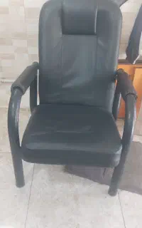 صندلی مشکی
