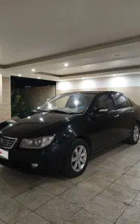 لیفان ۶۲۰ مدل ۹۲ مشکی موتور۱۸۰۰  کم کار
