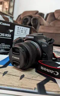 دوربین بدون آینه مدل canon r50 kit 18-45mm
