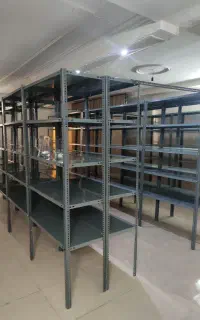 لوازم یدکی/انبار/قفسه