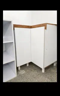 کابینت ام دی اف با درب هایگلاس