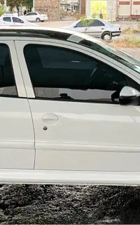 پژو ۲۰۷ پاناروما ۱۴۰۱