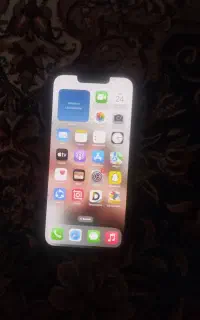 آیفون ۱۳ch