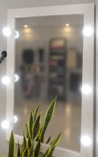 آینه قدی چراغ دار