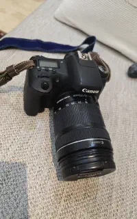 دوربینCanon 760D به همراه لنز 18-135 و لوازم جانبی