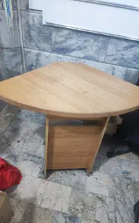 میز چند کاره