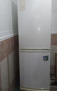 یخچال هیمالیا ۱۹ فوت درحد نو ۷۰۰۰۰۰۰۰ میلیون تومان