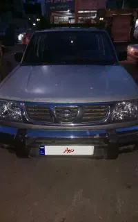 ماشین نیسان پیکاپ
