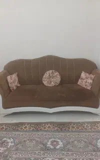 مبل با میز عسلی