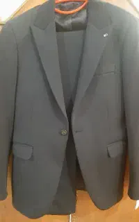 کت شلوار سایز ۴۴