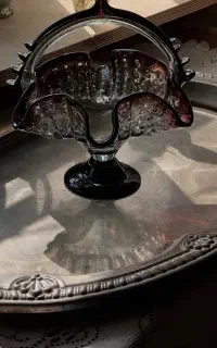 ظرف بلوری قدیمی