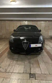 آلفارومئو جولیتا