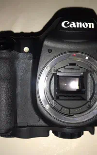 دوربین عکاسی حرفه ای 50D