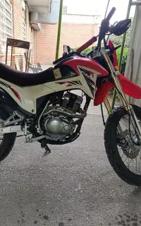 موتورسیکلت فلات 200