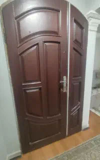 درب چوبی محکم آکاردونی محکم فرش