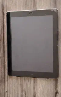 آیپد اپل iPad 2 حافظه 16 گیگ Wi-Fi تمیز و سالم