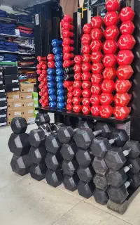 دمبل و تجهیزات بدنسازی