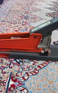 منگنه آلمانی نووس