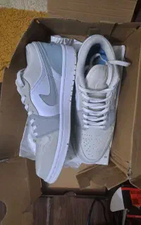 کفش جوردن پاریس ساق کوتاه سایز ۴۳