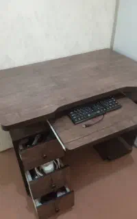 میز کامپیوتر