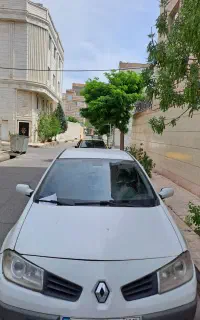 مگان ۲۰۰۰ اتومات