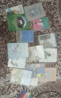 کتاب های درسی پایه هفتم و چهارم فنری شده