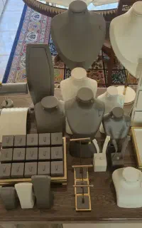 مانکن ویترین طلافروشی